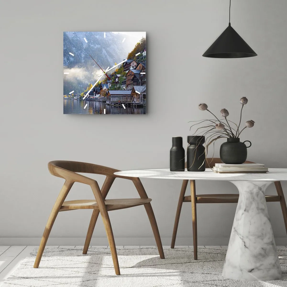 Zegar ścienny - Górska wioska nad jeziorem w jesiennej scenerii - 30x30cm - Alpejskie klimaty - Nowoczesna dekoracja ścienna do salonu i sypialni ARTTOR