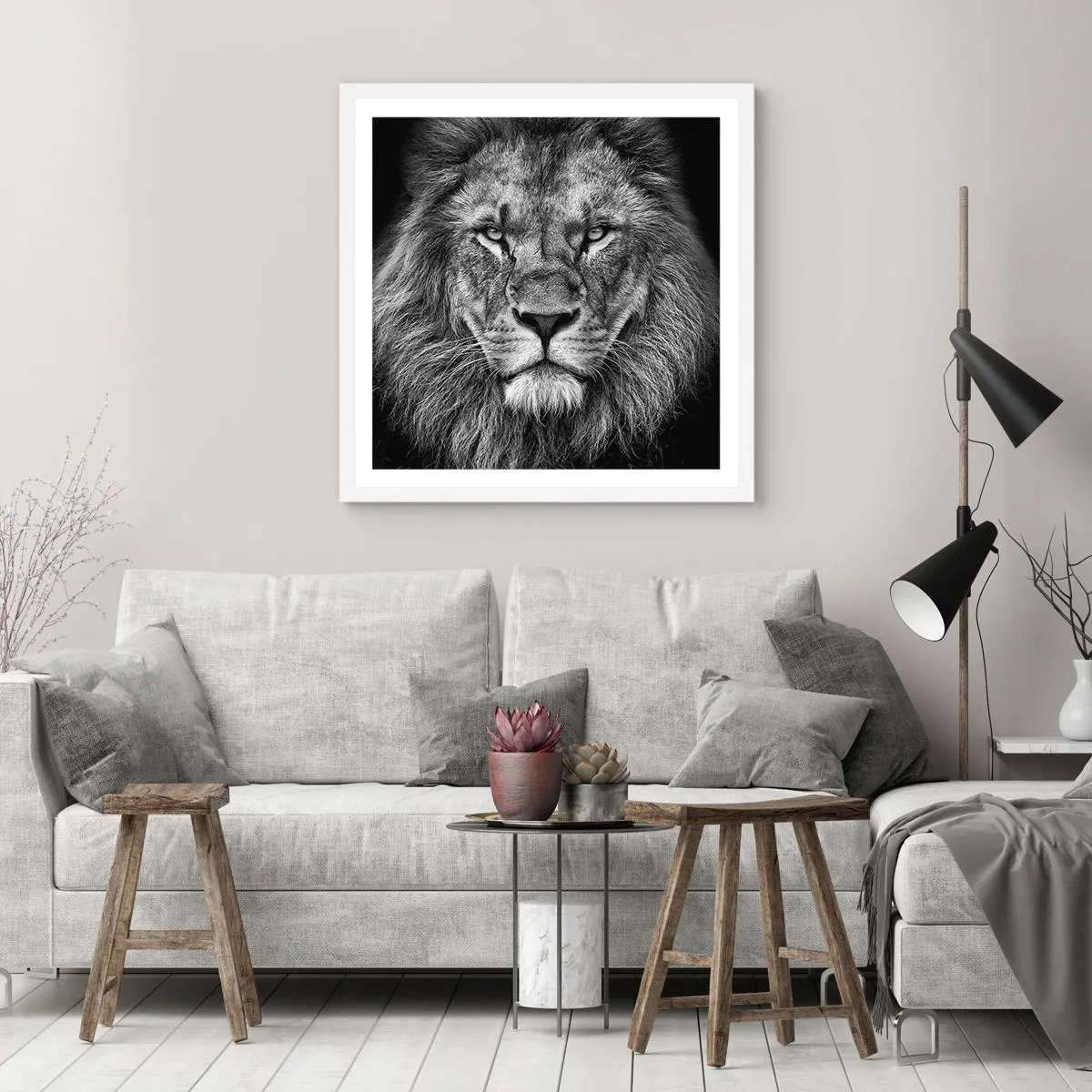 Plakat w białej ramie - W stroju koronacyjnym - 30x30 cm