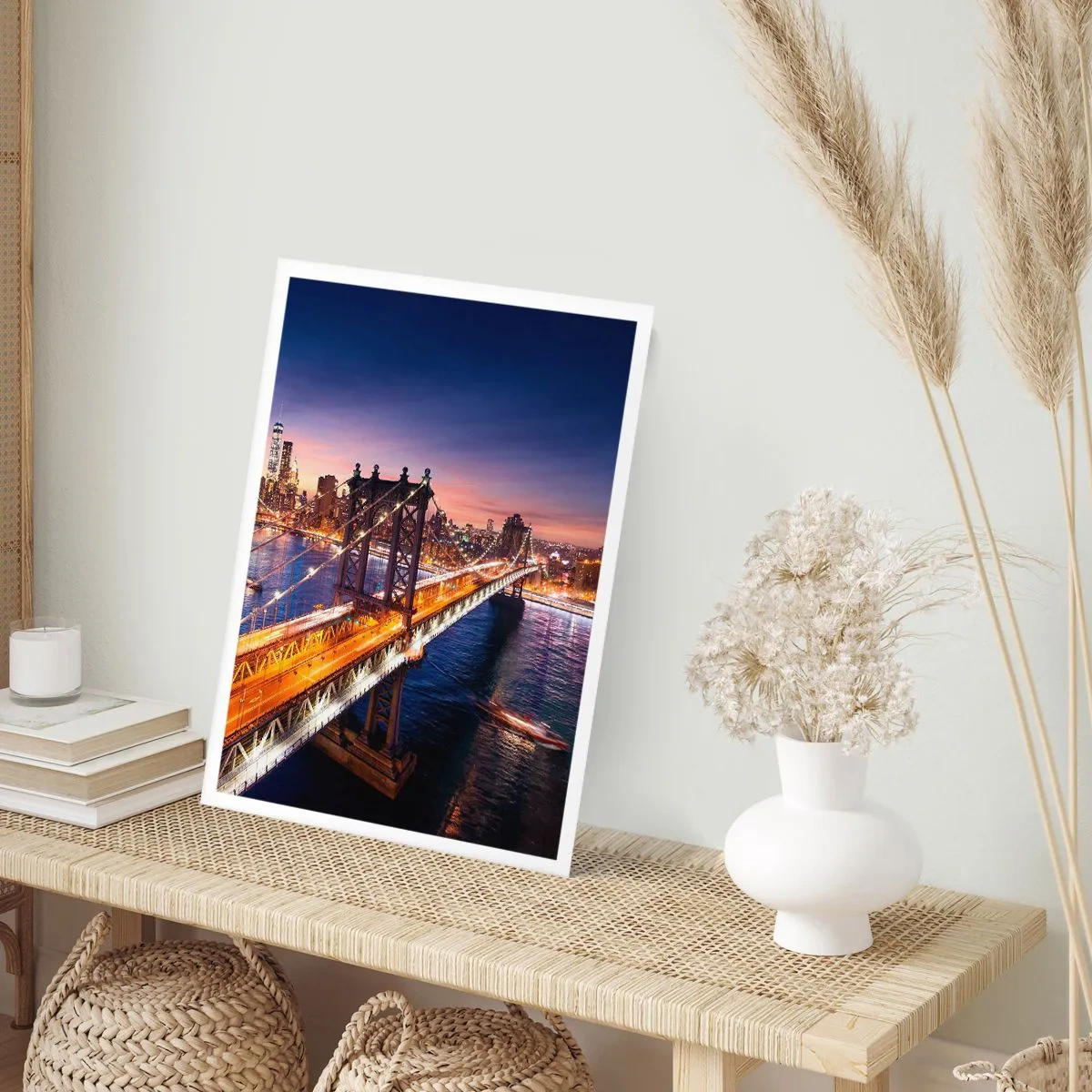 Plakat - Most w Nowym Jorku nocą z widokiem na miasto - 50x70cm - Świetlistym mostem do serca miasta - Nowoczesna dekoracja ścienna do salonu, kuchni i sypialni ARTTOR