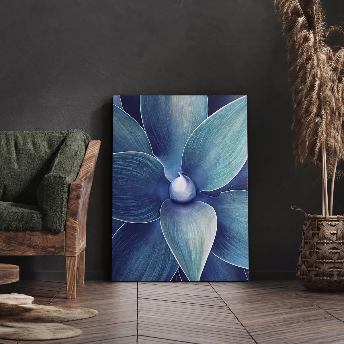 Obraz na płótnie - Turkusowy kwiat w zbliżeniu na ciemnym tle - 50x70cm - Zbłękitniały od nieba - Nowoczesna dekoracja ścienna do salonu, kuchni i sypialni ARTTOR