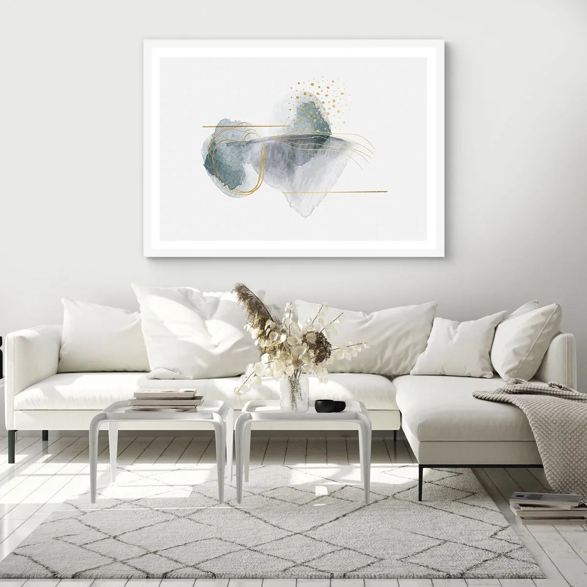 Plakat w białej ramie - O związkach szarości i złota - 100x70 cm