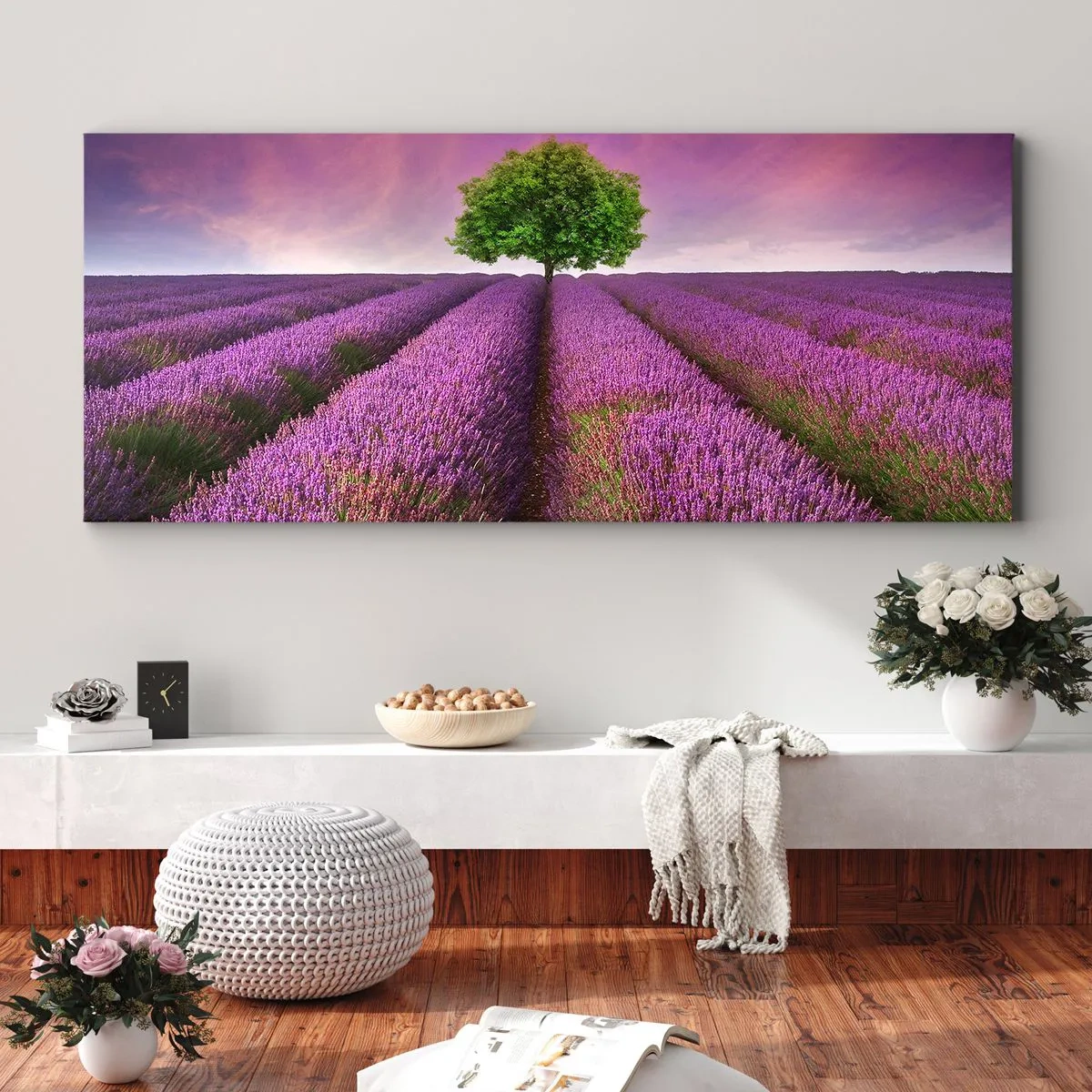 Obraz na płótnie - Na lawendowych polach - 100x40 cm