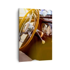 Obraz na płótnie - Zbliżenie na wnętrze klasycznego samochodu z drewnianymi i chromowanymi detalami - 70x100cm - Powiew luksusu z przeszłości - Nowoczesna dekoracja ścienna do salonu i sypialni ARTTOR