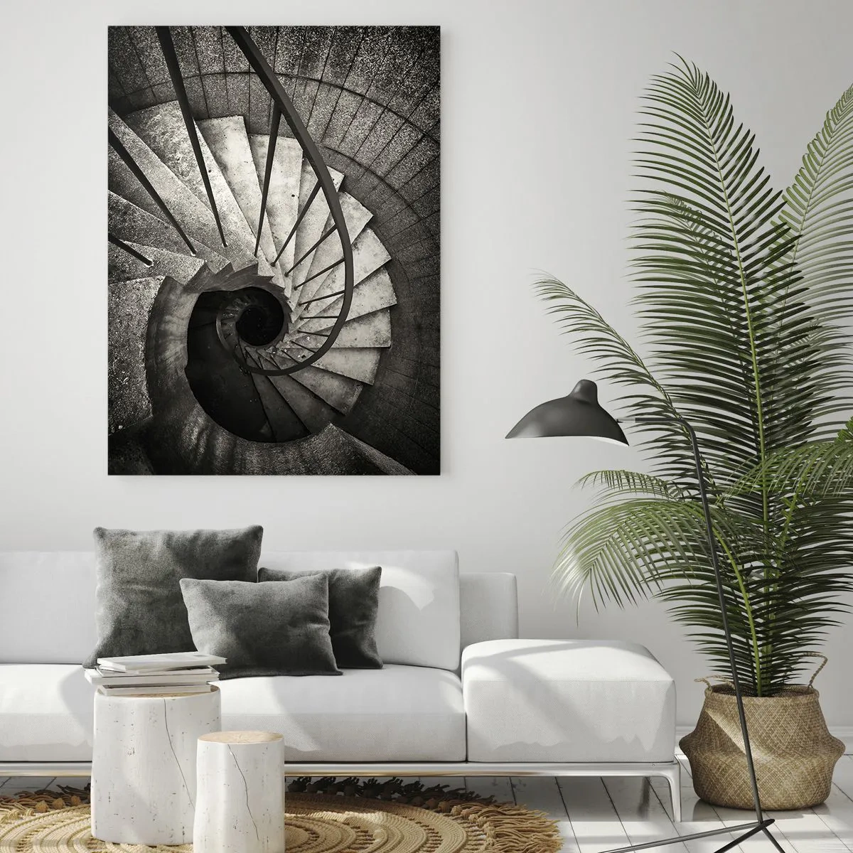 Obraz na szkle - Czarno-białe spiralne schody z perspektywy lotu ptaka - 50x70cm - Schodami w górę, schodami w dół - Nowoczesna dekoracja ścienna do salonu, kuchni i sypialni ARTTOR
