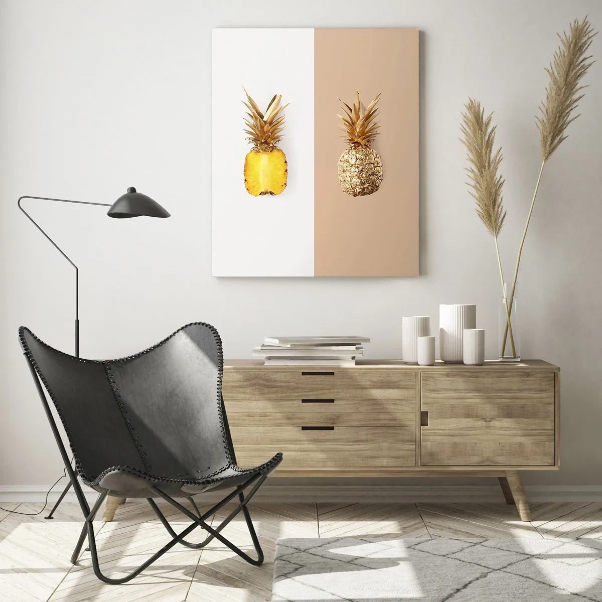 Obraz na szkle - Przekrojony i złoty ananas na dwóch kontrastowych tłach - 50x70cm - Ananas dla nas - Nowoczesna dekoracja ścienna do salonu, kuchni i sypialni ARTTOR