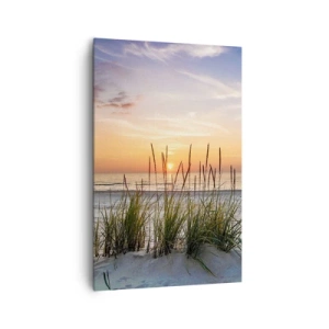 Obraz na płótnie - Piaszczysta plaża o zachodzie słońca z trawami w tle - 80x120cm - Popatrz, pomyśl, poczuj - Nowoczesna dekoracja ścienna do salonu i sypialni ARTTOR