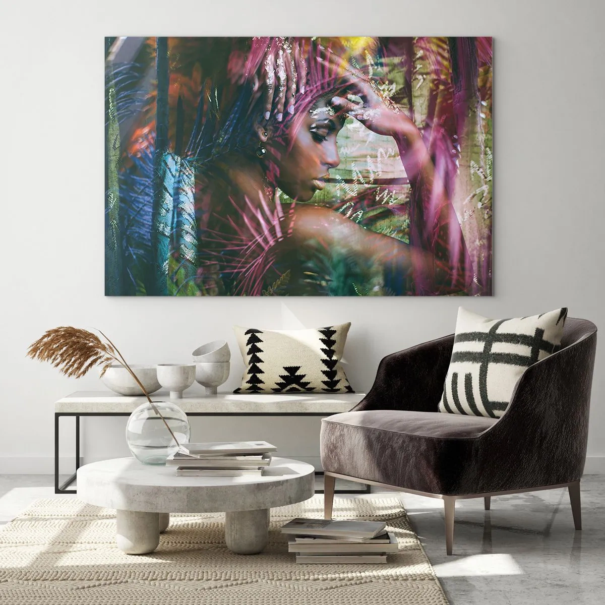 Obraz na szkle - Kobiecy portret wśród tropikalnych liści i refleksji światła - 100x70cm - Matka Natura w dżungli - Nowoczesna dekoracja ścienna do salonu, kuchni i sypialni ARTTOR