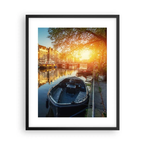 Plakat w czarnej ramie - Poranek w Amsterdamie - 40x50 cm