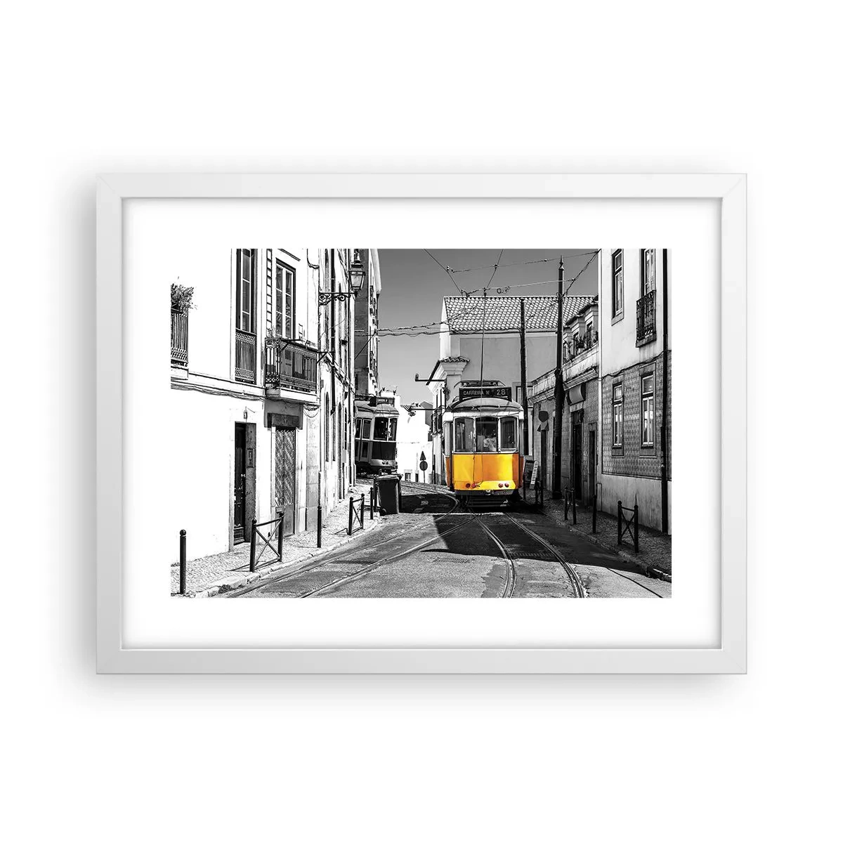 Plakat w białej ramie - Duch Lizbony - 40x30 cm