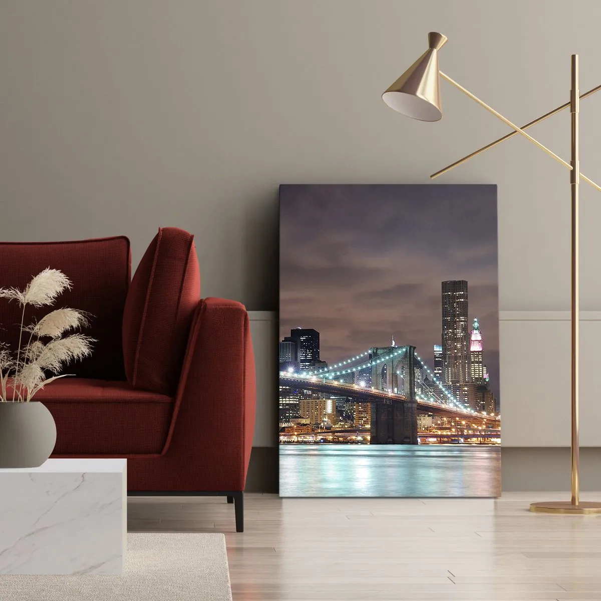 Obraz na płótnie - Brooklyn Bridge z oświetleniem nocnym i panoramą miasta - 50x70cm - Światła wielkiego miasta - Nowoczesna dekoracja ścienna do salonu, kuchni i sypialni ARTTOR