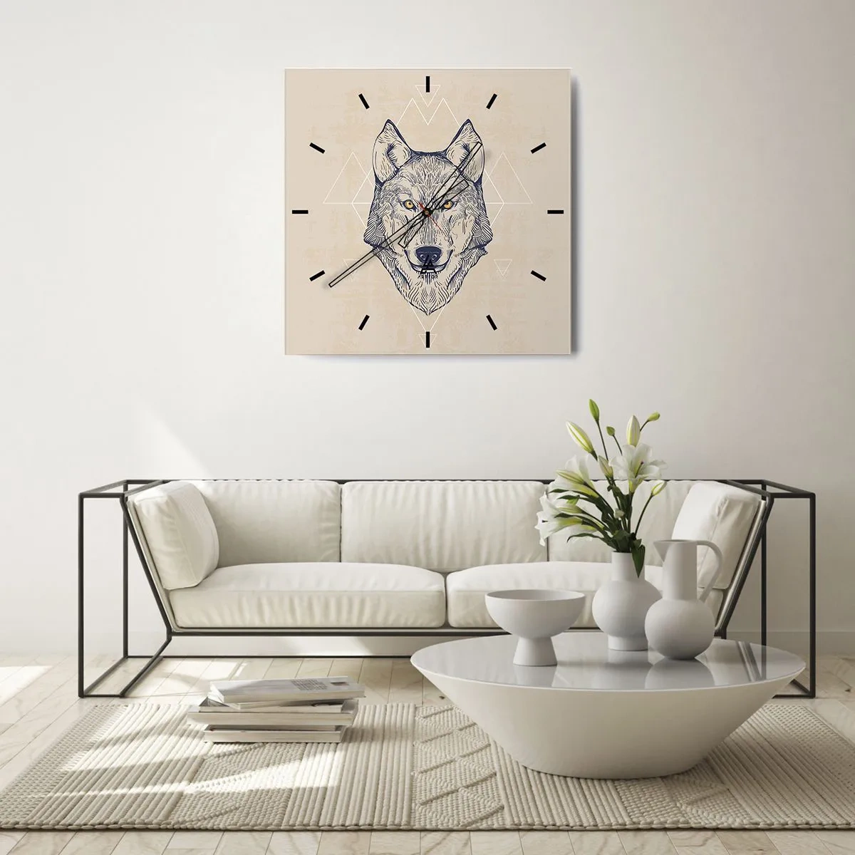 Zegar ścienny - Geometryczny wilk na jasnym tle z minimalistycznymi wzorami - 30x30cm - Alfa o przenikliwym spojrzeniu - Nowoczesna dekoracja ścienna do salonu i sypialni ARTTOR