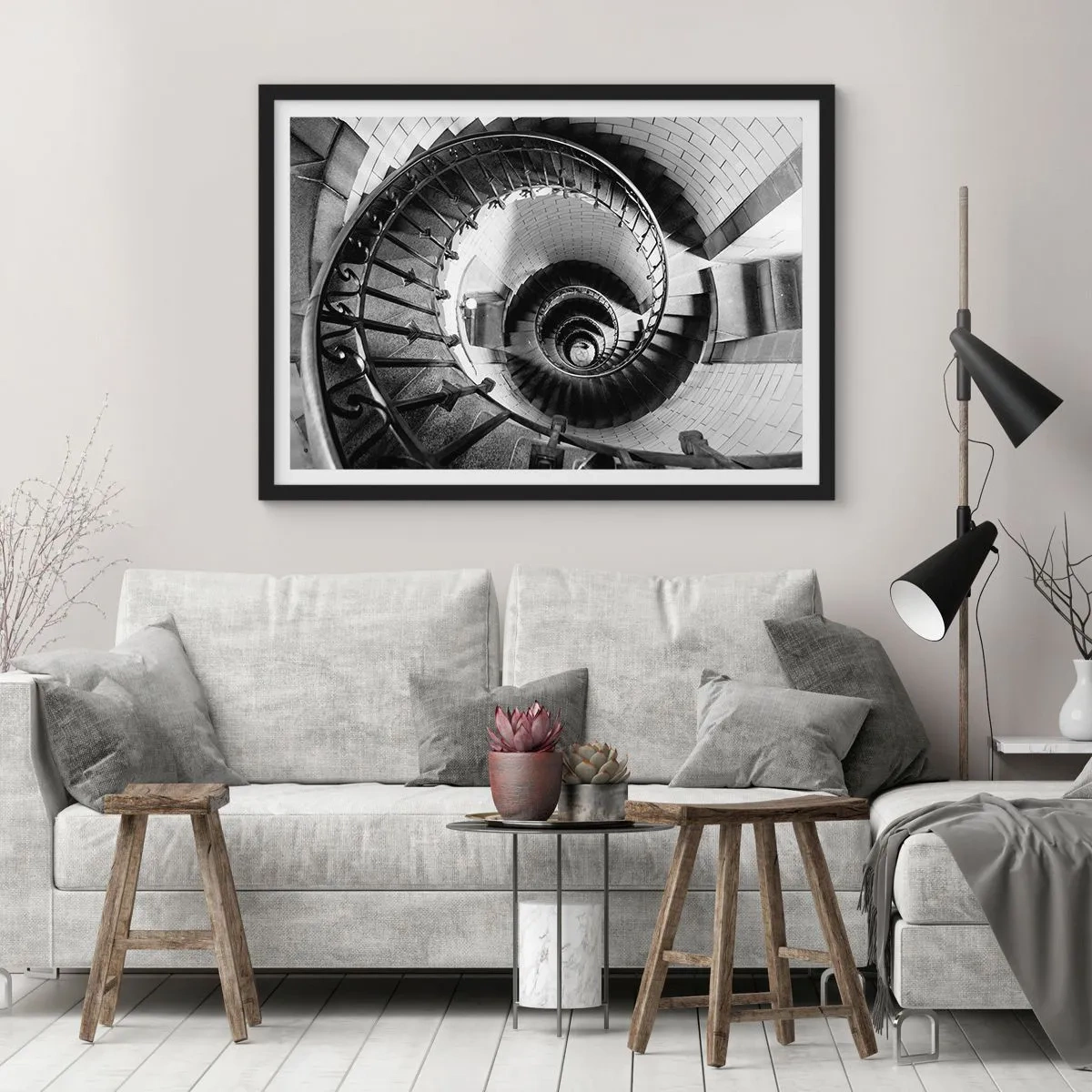 Plakat w czarnej ramie - Czarno-biała fotografia spiralnych schodów z perspektywą z góry - 70x50cm - Wyżej i wyżej - Nowoczesna dekoracja ścienna do salonu i sypialni ARTTOR