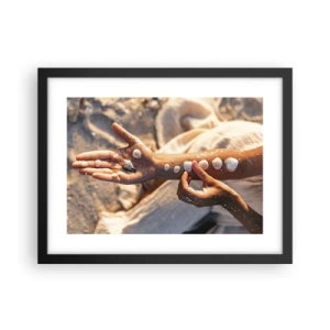 Plakat w czarnej ramie - Piękno w zasięgu ręki - 40x30 cm