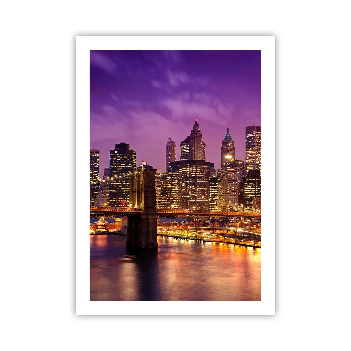 Plakat - Nocny widok na Brooklyn Bridge i Manhattan w świetle miasta - 50x70cm - Fioletowo-złoty Manhathann - Nowoczesna dekoracja ścienna do salonu, kuchni i sypialni ARTTOR