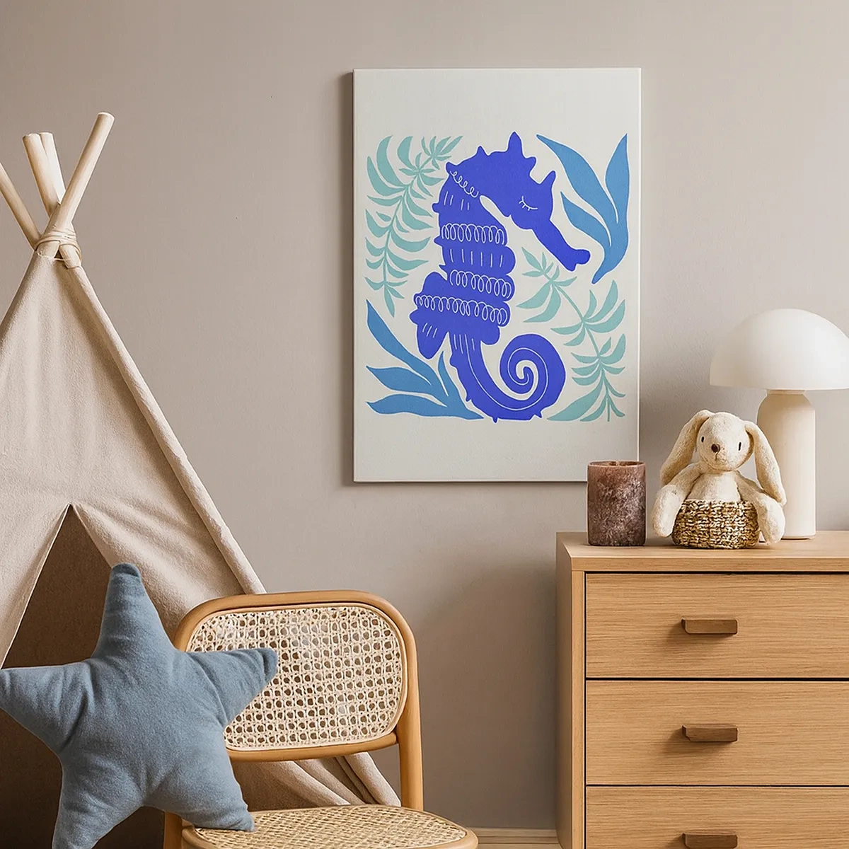 Obraz na płótnie - Stylizowany konik morski otoczony delikatnymi roślinnymi wzorami - 50x70cm - Na podwodnej łące - Nowoczesna dekoracja ścienna do salonu, kuchni i sypialni ARTTOR