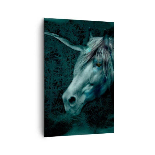 Obraz na płótnie - Magiczny jednorożec w tajemniczym, ciemnym lesie o fantazyjnych barwach. - 80x120cm - W baśniowym lesie - Nowoczesna dekoracja ścienna do salonu i sypialni ARTTOR