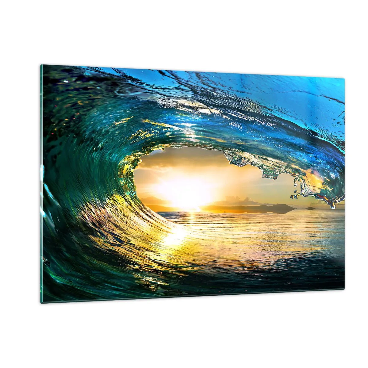 Obraz na szkle - Oceaniczna fala uchwycona w świetle zachodzącego słońca - 120x80cm - W szmaragdowo-złotym krysztale - Nowoczesna dekoracja ścienna do salonu, kuchni i sypialni ARTTOR