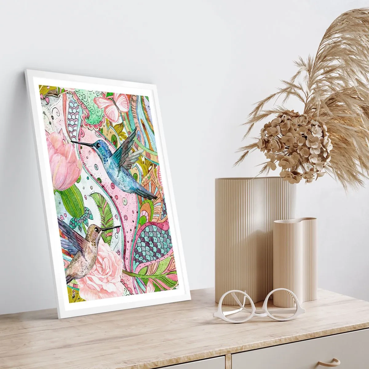 Plakat w białej ramie - Wplątane w pnączach - 70x100 cm