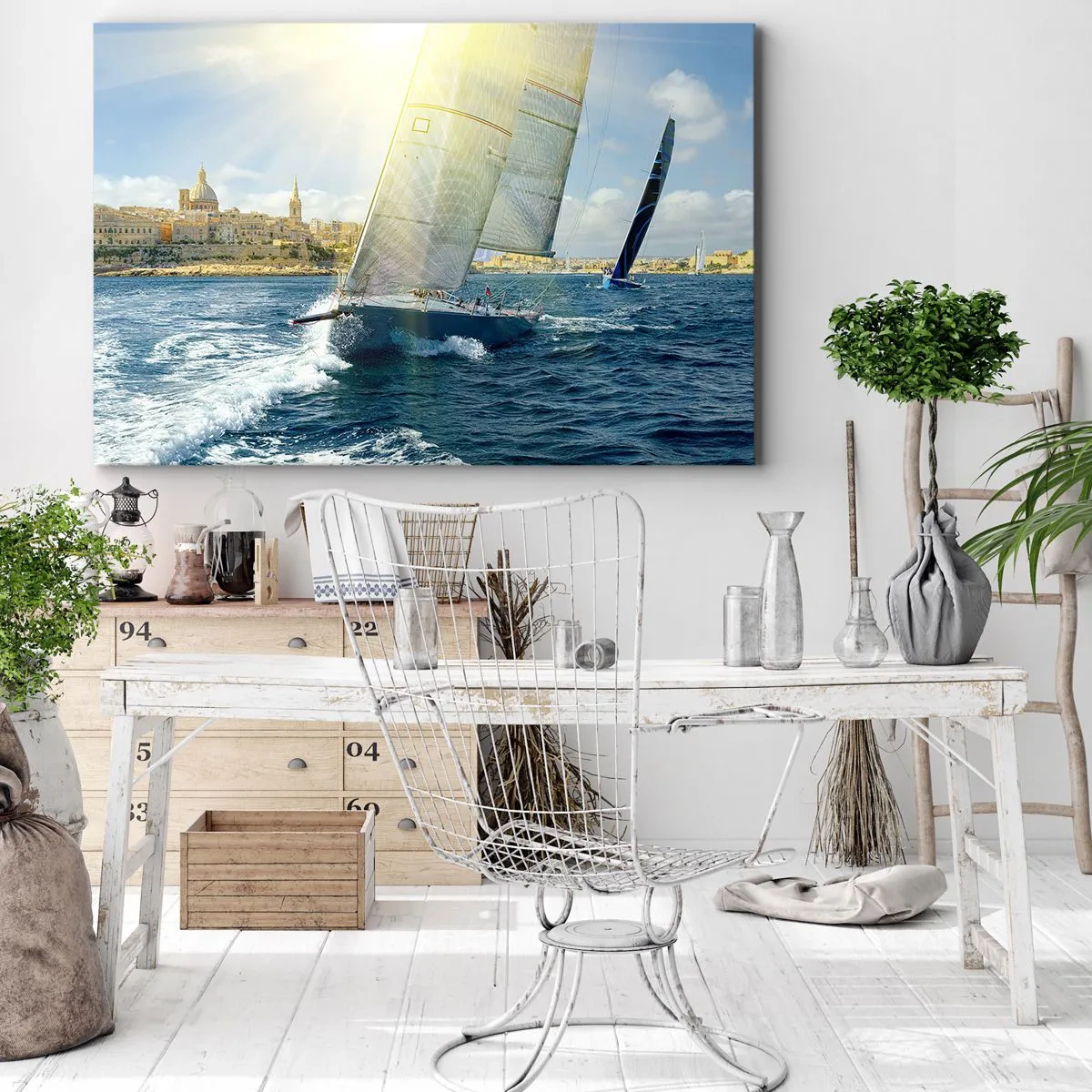 Obraz na płótnie - Wyścig jachtów na tle słonecznego wybrzeża - 120x80cm - Pora opuścić miasto - Nowoczesna dekoracja ścienna do salonu, kuchni i sypialni ARTTOR