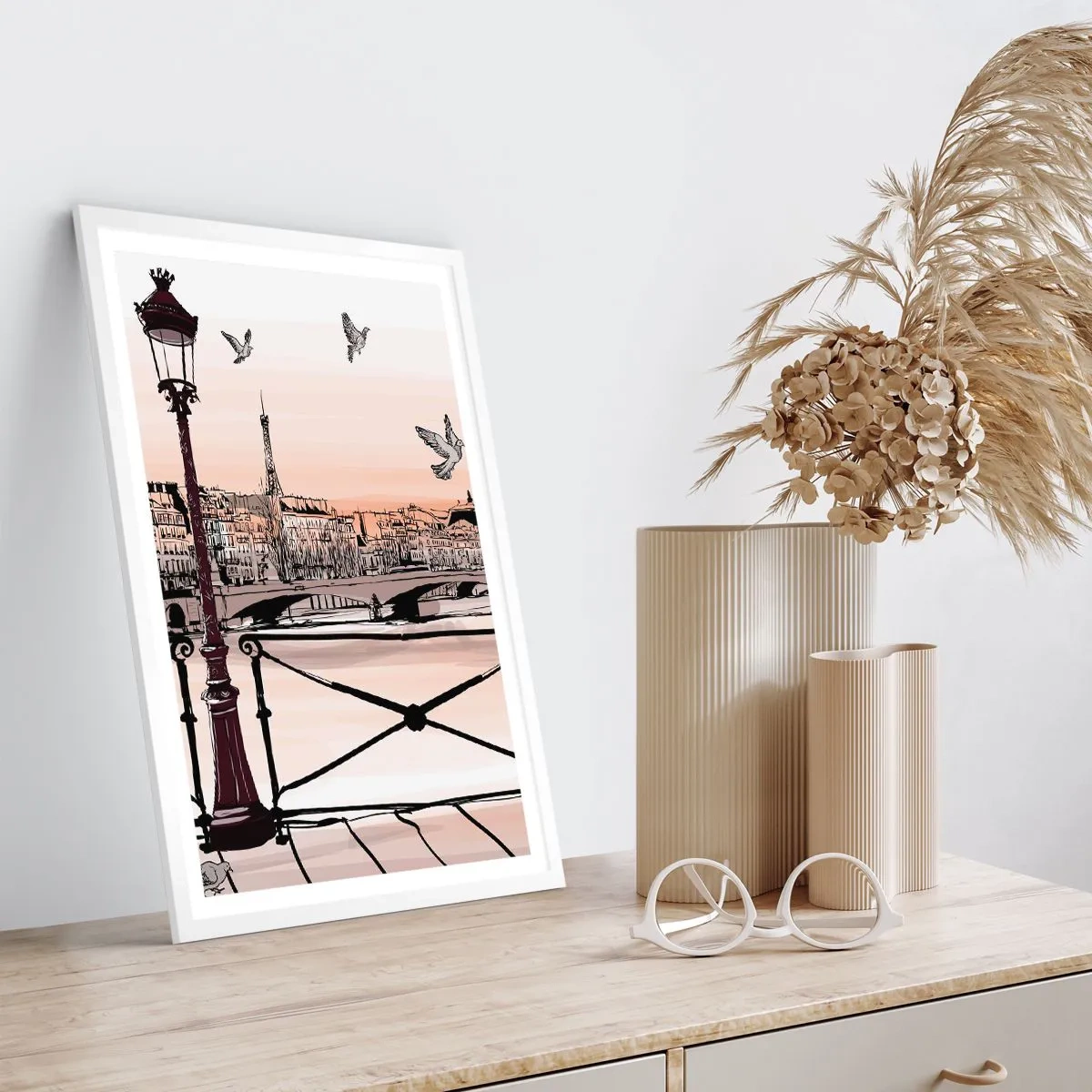 Plakat w białej ramie - Nad dachami Paryża - 40x50 cm