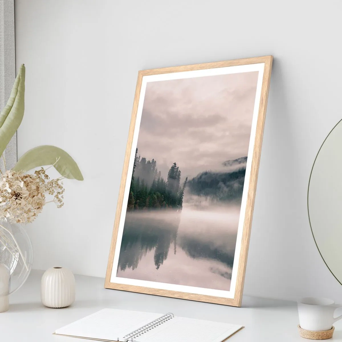 Plakat w ramie jasny dąb - W zadumie, we mgle - 70x100 cm