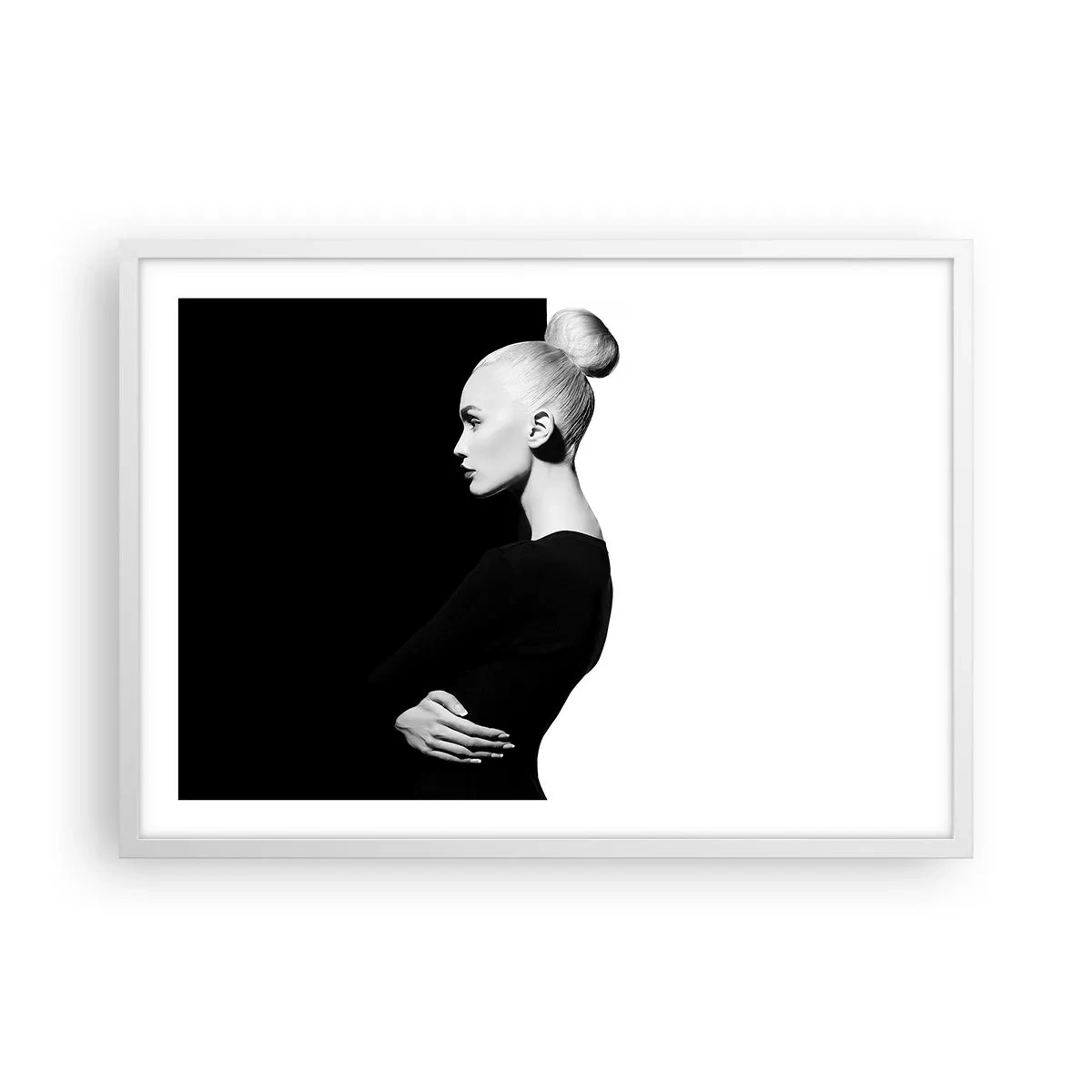 Plakat w białej ramie - Po prostu kobieta - 70x50 cm