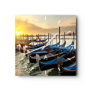 Zegar ścienny - Gondole w Wenecji o poranku w świetle wschodzącego słońca - 30x30cm - Zanim przypłynie gwar - Nowoczesna dekoracja ścienna do salonu i sypialni ARTTOR