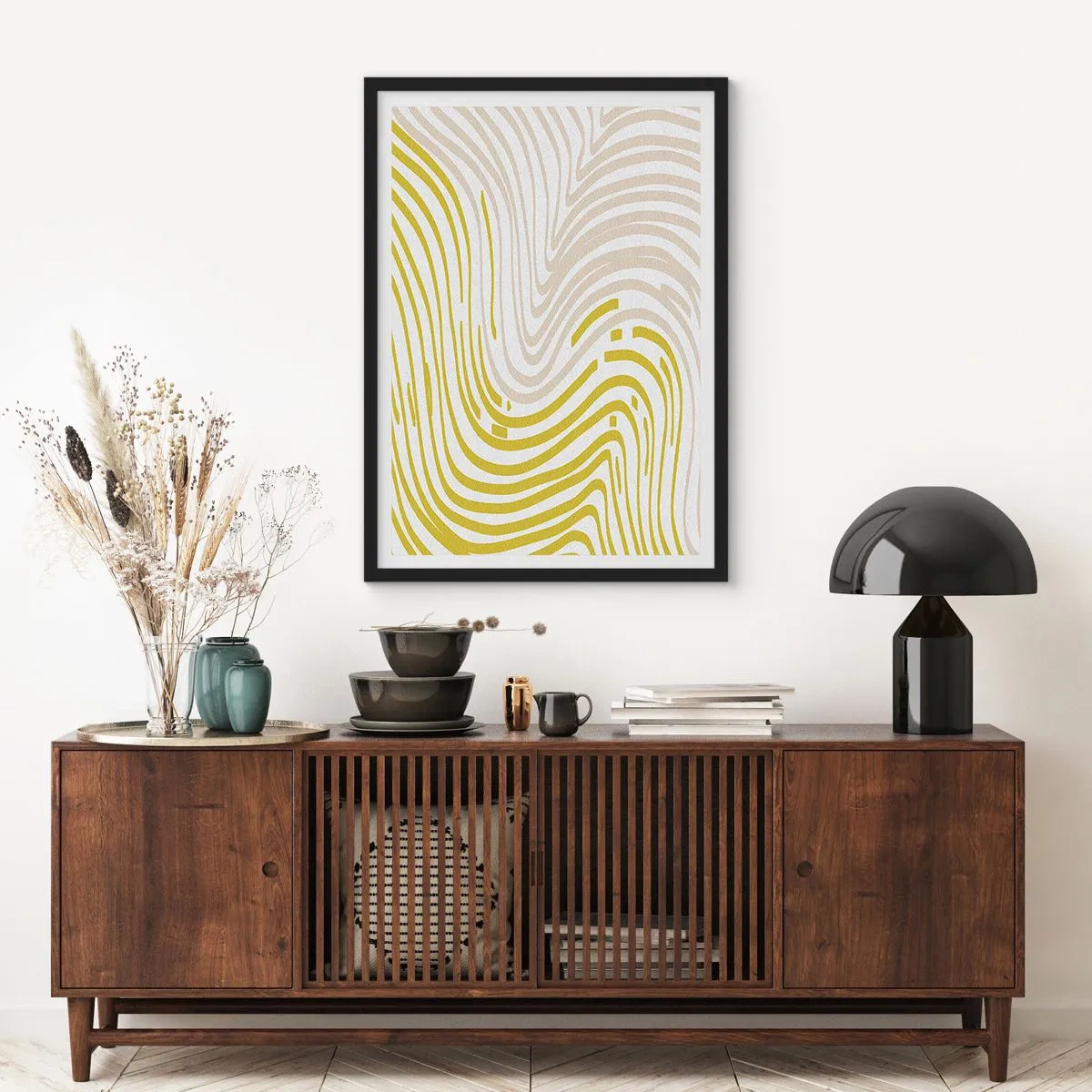 Plakat w czarnej ramie - Abstrakcyjna kompozycja falujących linii w odcieniach beżu i żółci - 50x70cm - Kompozycja z łagodnym ugięciem - Nowoczesna dekoracja ścienna do salonu i sypialni ARTTOR