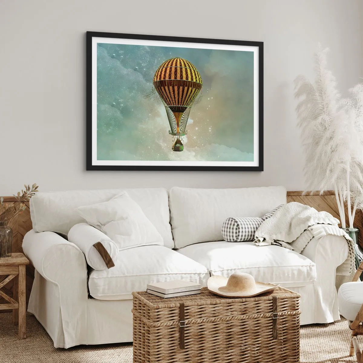 Plakat w czarnej ramie - Balon na gorące powietrze unoszący się wśród chmur - 70x50cm - Pionierskie loty - Nowoczesna dekoracja ścienna do salonu i sypialni ARTTOR