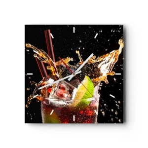 Zegar ścienny - Szklanka z napojem, limonką i lodem w chwili dynamicznego rozprysku - 30x30cm - Radość i energia kolorów - Nowoczesna dekoracja ścienna do salonu i sypialni ARTTOR