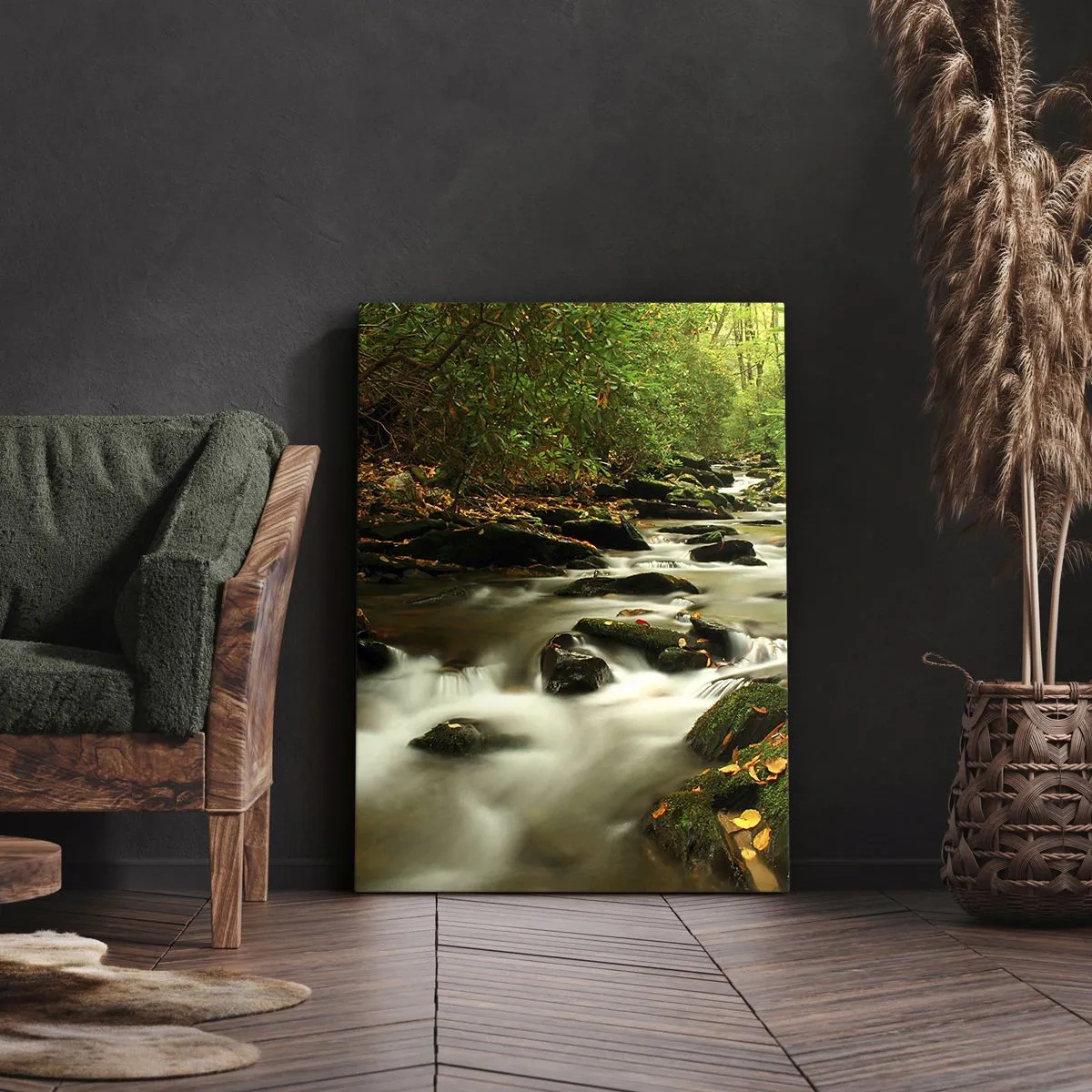 Obraz na płótnie - Leśny strumień płynący pomiędzy kamieniami otoczony zielenią - 80x120cm - Jak płynne srebro - Nowoczesna dekoracja ścienna do salonu i sypialni ARTTOR