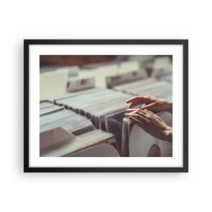 Plakat w czarnej ramie - W poszukiwaniu wzruszeń - 50x40 cm