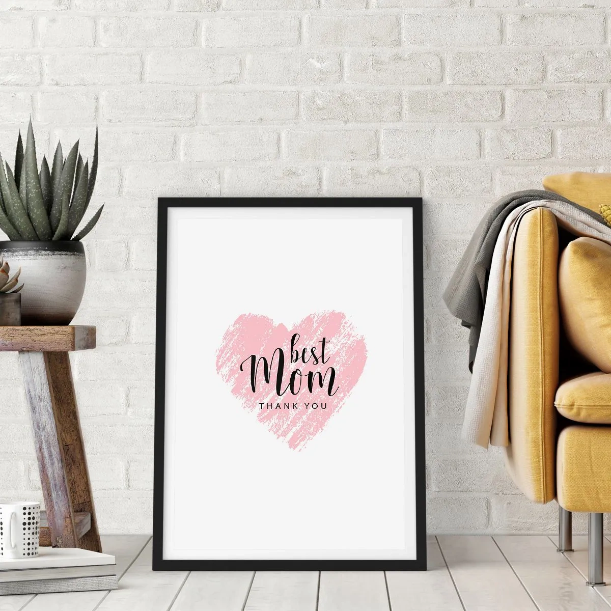 Plakat w czarnej ramie - Różowe serce z tekstem na białym tle w minimalistycznym stylu - 50x70cm - Zawsze odpowiedni moment - Nowoczesna dekoracja ścienna do salonu i sypialni ARTTOR