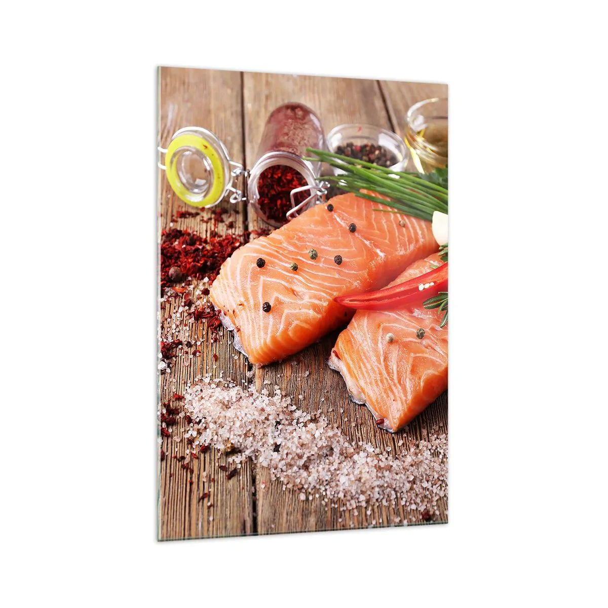 Obraz na szkle - Filety łososia z przyprawami na drewnianym tle - 70x100cm - Norweska przygoda w kuchni - Nowoczesna dekoracja ścienna do salonu i sypialni ARTTOR