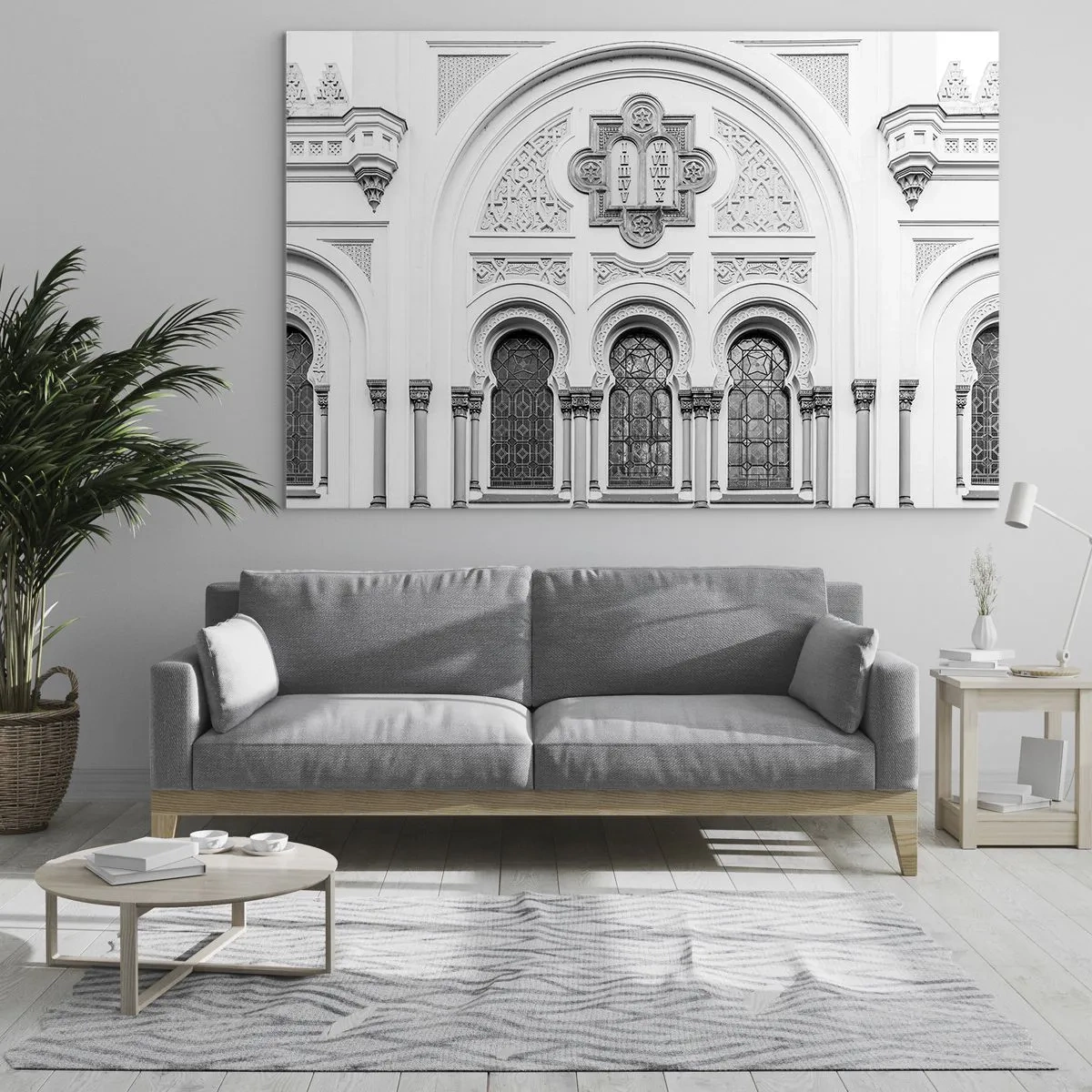 Obraz na szkle - Fasada zabytkowego budynku z ozdobnymi oknami i detalami - 70x50cm - Na pograniczu kultur - Nowoczesna dekoracja ścienna do salonu i sypialni ARTTOR