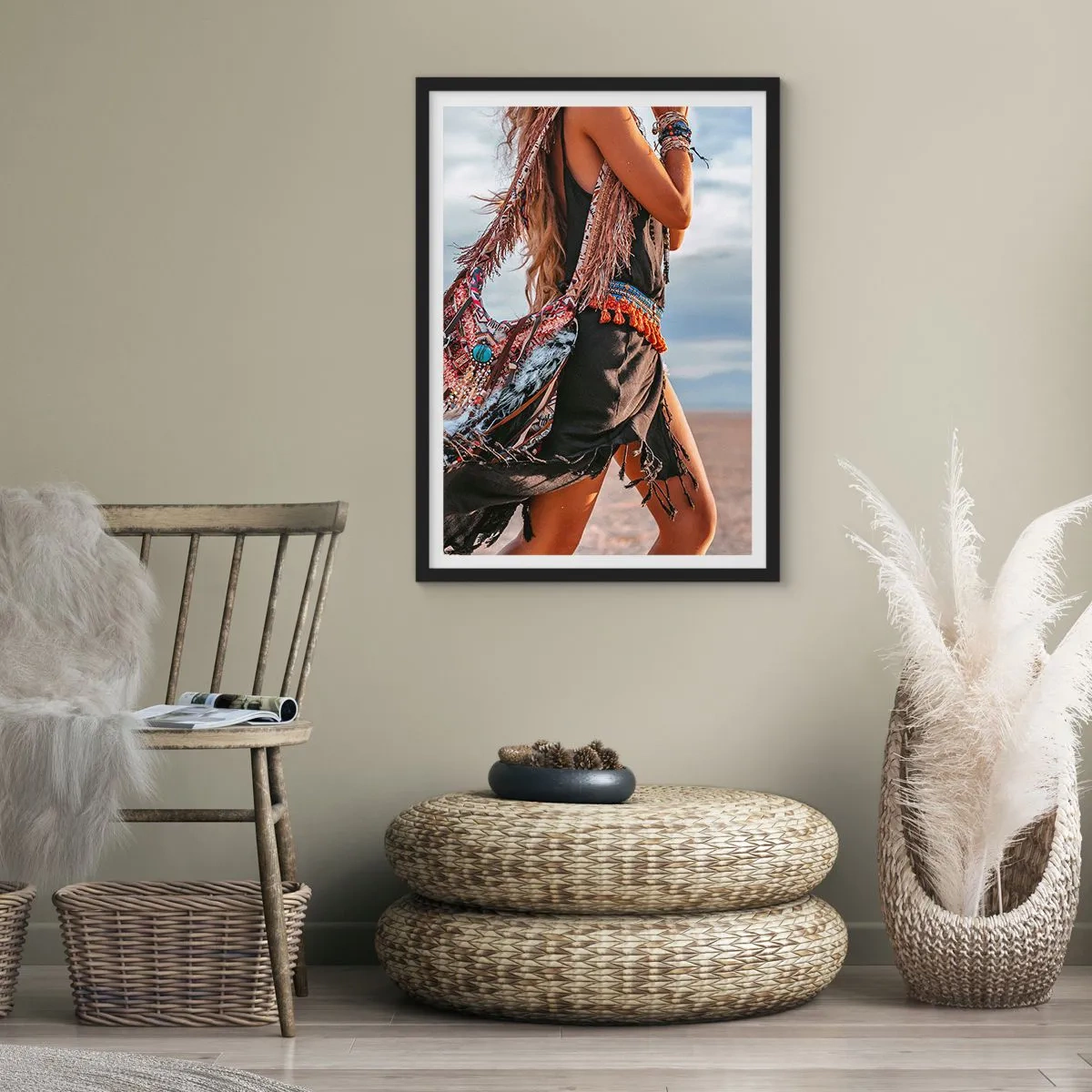 Plakat w czarnej ramie - Stylizacja boho na tle pustynnego krajobrazu - 50x70cm - Dziewczyna szamana - Nowoczesna dekoracja ścienna do salonu i sypialni ARTTOR