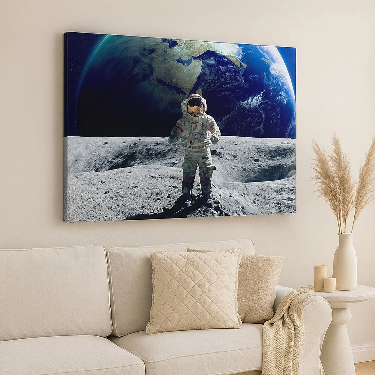 Obraz na płótnie - Astronauta na powierzchni Księżyca z Ziemią w tle - 70x50cm - Pozdrowienia z Księżyca - Nowoczesna dekoracja ścienna do salonu i sypialni ARTTOR