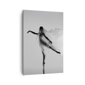Obraz na płótnie - Tancerka w eterycznej pozie z rozwianą tkaniną - 70x100cm - Lekkość i wdzięk - Nowoczesna dekoracja ścienna do salonu i sypialni ARTTOR