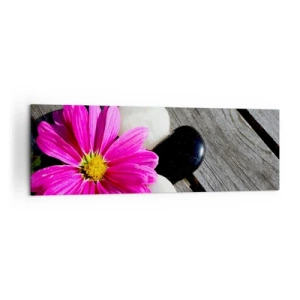 Obraz na płótnie - Różowy kwiat na tle drewnianych desek z kamieniami - 160x50cm - Odpoczynek na pomoście - Nowoczesna dekoracja ścienna do salonu i sypialni ARTTOR