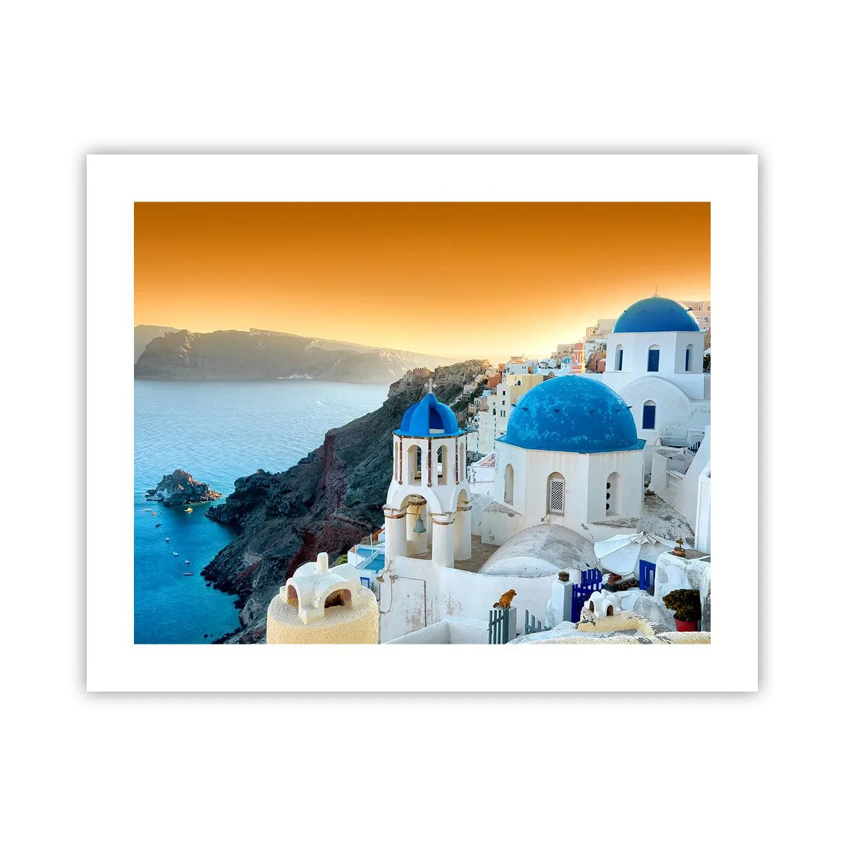 Plakat - Santorini - przytulone do skał - 50x40 cm