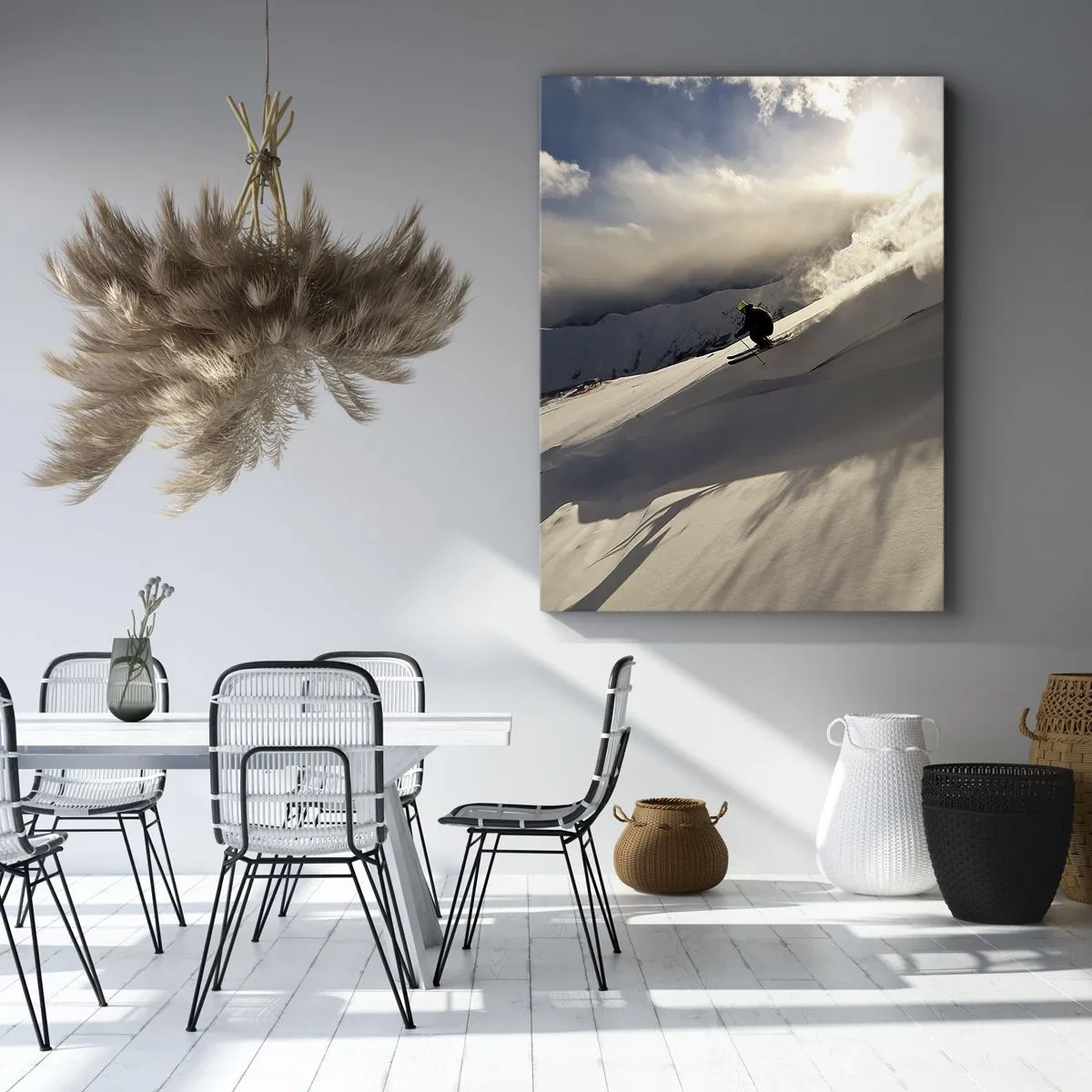 Obraz na płótnie - Narciarz na stoku w słoneczny dzień - 50x70cm - Podjęte wyzwanie gór - Nowoczesna dekoracja ścienna do salonu, kuchni i sypialni ARTTOR
