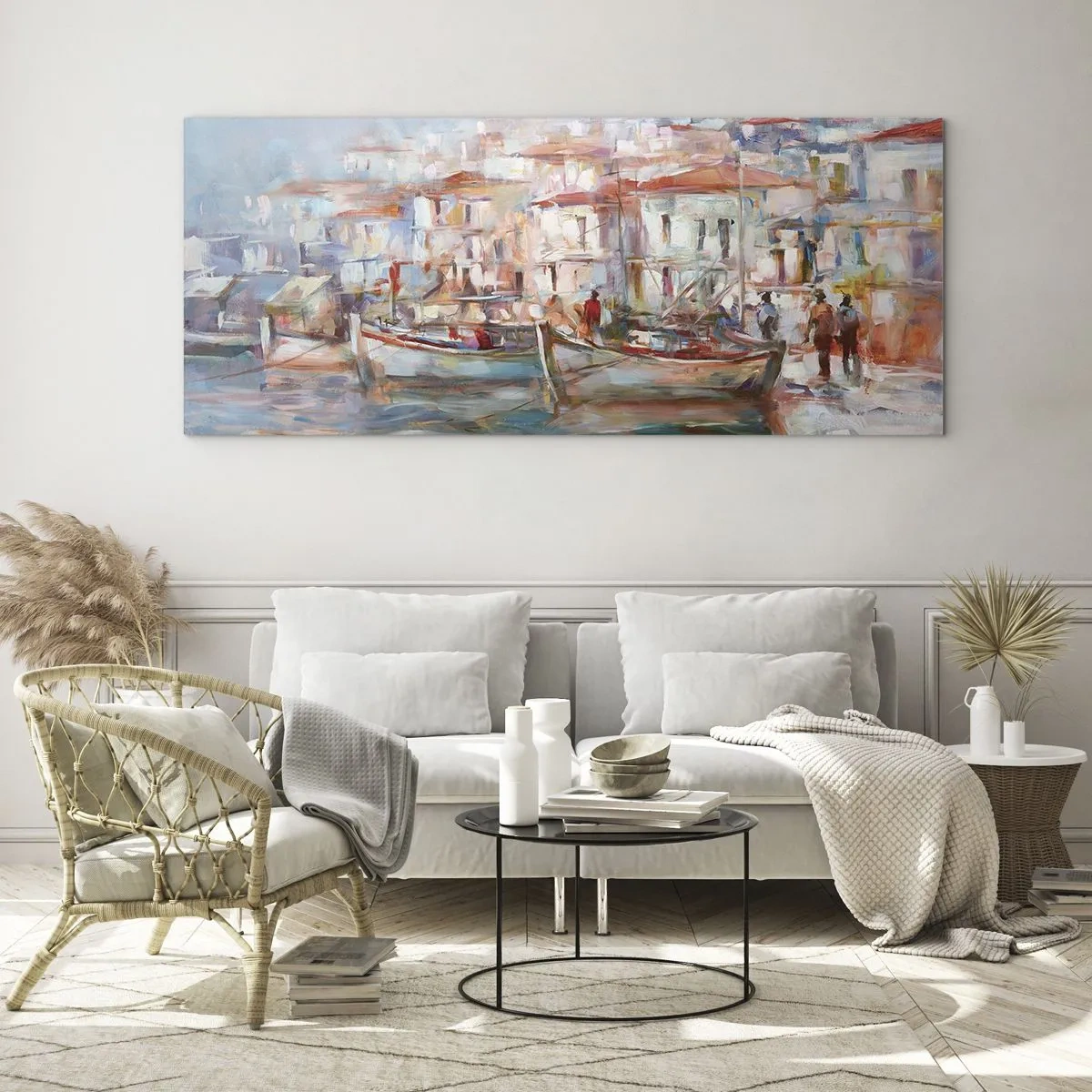 Obraz na szkle - Impresja portowa z łodziami i budynkami - 140x50cm - Pastelowe wakacje - Nowoczesna dekoracja ścienna do salonu i sypialni ARTTOR