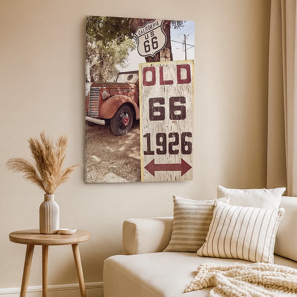 Obraz na płótnie - Retro samochód przy znaku Route 66 - 50x70cm - Legenda amerykanskiej prowincji - Nowoczesna dekoracja ścienna do salonu, kuchni i sypialni ARTTOR