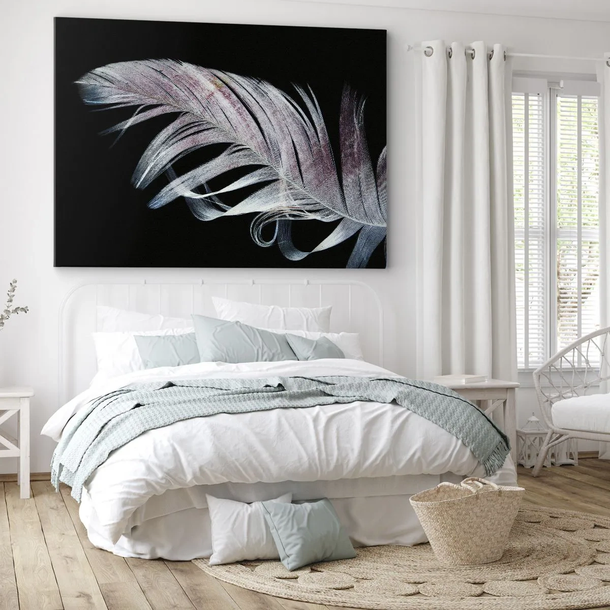 Obraz na płótnie - Delikatne pióro na czarnym tle w artystycznym ujęciu - 70x50cm - Pomyśl o dotyku - Nowoczesna dekoracja ścienna do salonu i sypialni ARTTOR