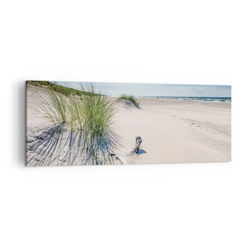 Obraz na płótnie - Bałtycka plaża z piaskiem, trawami i spokojnym błękitnym niebem - 140x50cm - Najpiękniejsza? Bałtycka - Nowoczesna dekoracja ścienna do salonu i sypialni ARTTOR