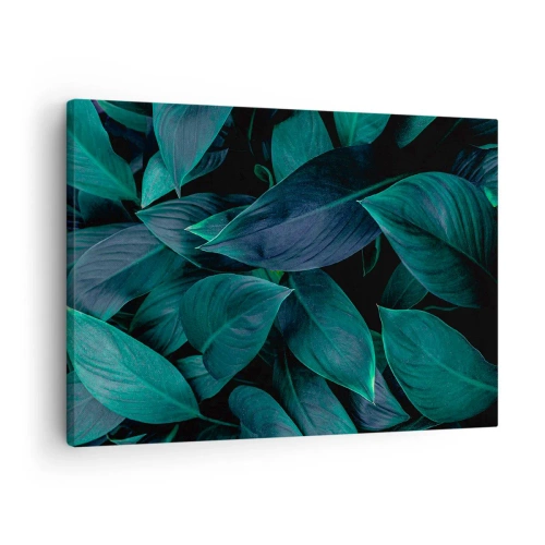 Obraz na płótnie - Zbliżenie na zielone liście z ciemnym tłem - 70x50cm - Zieleń sama w sobie - Nowoczesna dekoracja ścienna do salonu i sypialni ARTTOR
