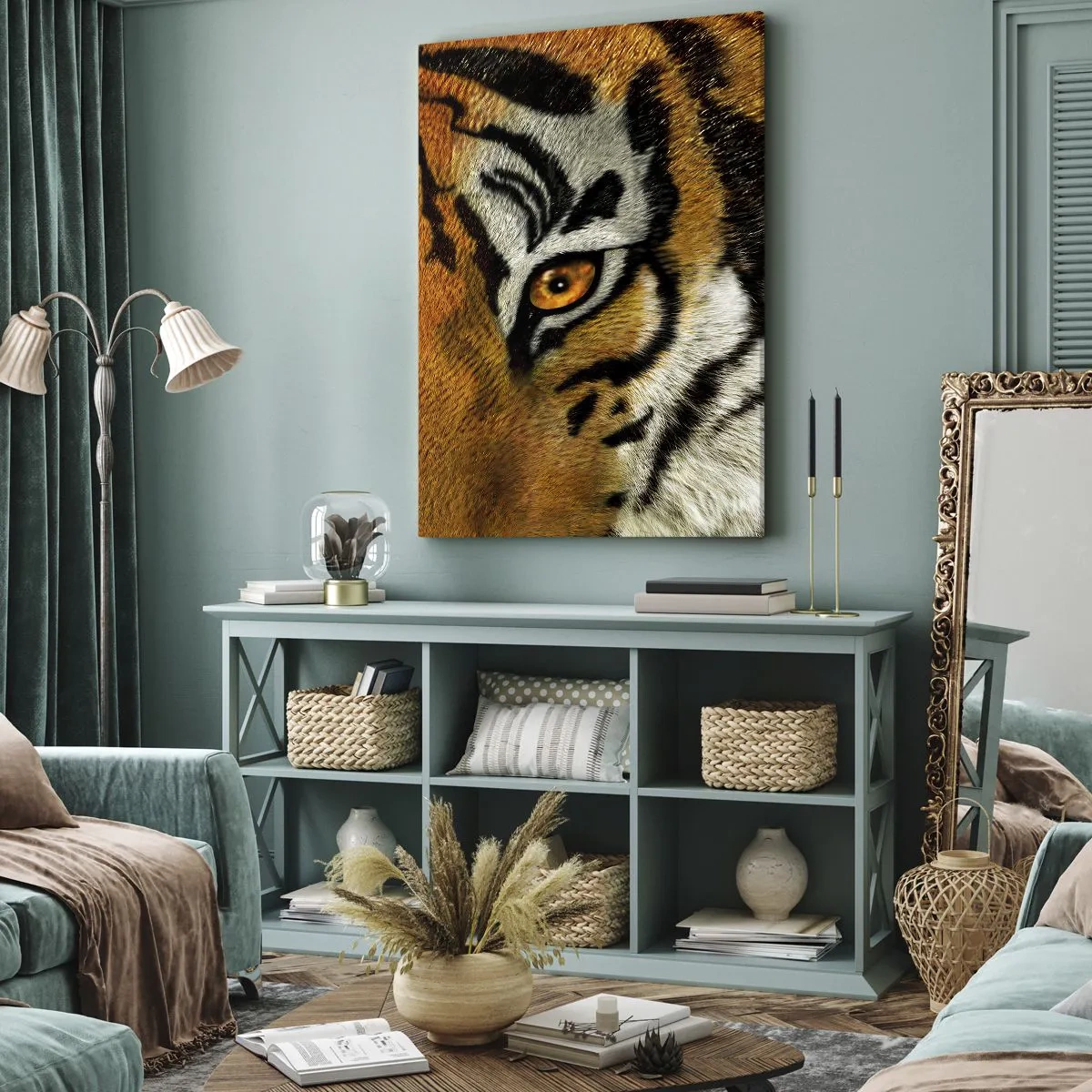 Obraz na płótnie - Portret tygrysa z intensywnym spojrzeniem w zbliżeniu - 80x120cm - Groźny i piękny - Nowoczesna dekoracja ścienna do salonu i sypialni ARTTOR