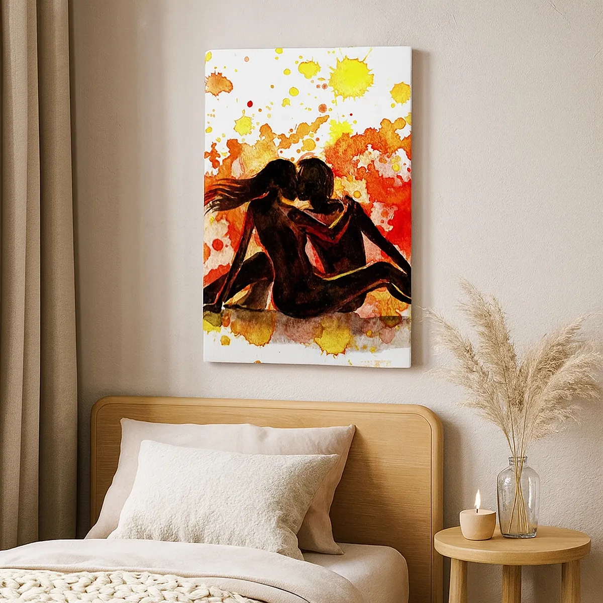 Obraz na płótnie - Para zakochanych na tle abstrakcyjnych plam w odcieniach pomarańczy i żółci - 50x70cm - I stała się światłość - Nowoczesna dekoracja ścienna do salonu, kuchni i sypialni ARTTOR