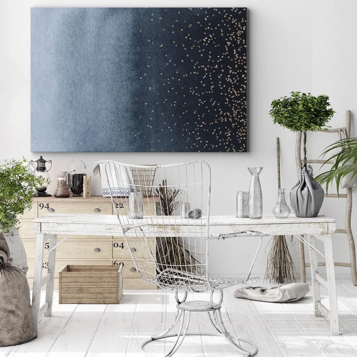 Obraz na płótnie - Niebieskie gradienty z drobnymi złotymi akcentami - 70x50cm - Kompozycja – niebieskie fazy - Nowoczesna dekoracja ścienna do salonu i sypialni ARTTOR