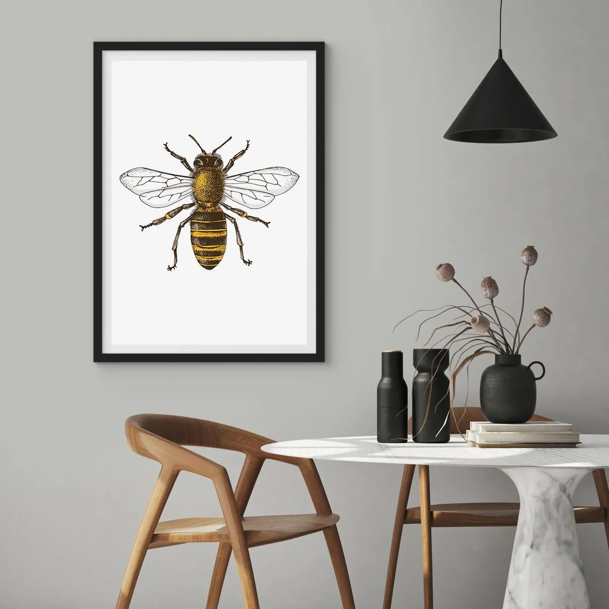 Plakat w czarnej ramie - Detaliczna ilustracja pszczoły w stylu vintage - 50x70cm - Piękna i dobra - Nowoczesna dekoracja ścienna do salonu i sypialni ARTTOR